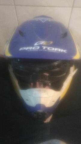 Capacete pró Tork com óculos e adaptador pra câmera - Foto 4
