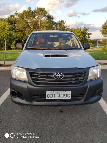 Hilux Cs 4x4 - Foto 2