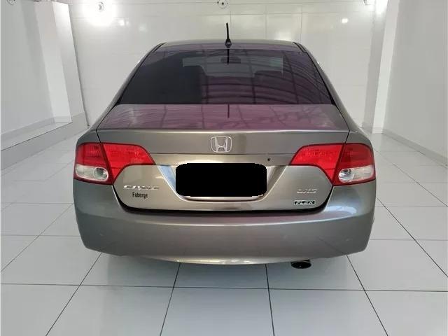 Civic Sedan LXS 1.8/1.8 Flex 16V Mec. 4p - Foto 4