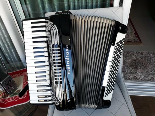 Acordeon Melodiosa - Foto 3
