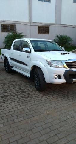 Toyota Hilux LIMITED 2015 IPVA 20 pago - Foto 3