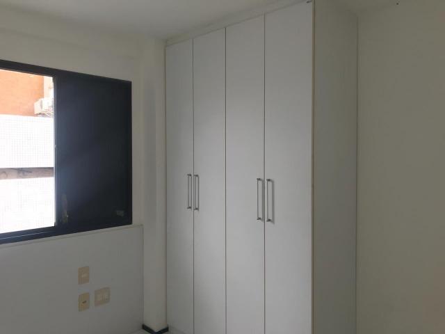 Apartamento no Edifício Bahrein, 03 Quartos - Foto 2