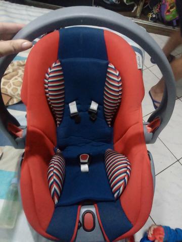 Mesa tampo de vidro 4cadeiras novinha - Foto 4