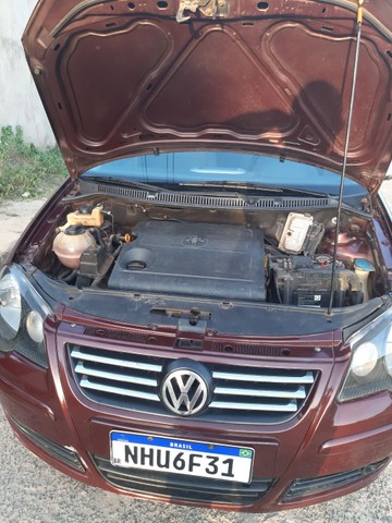 POLO SEDAN 1.6 COMPLETO