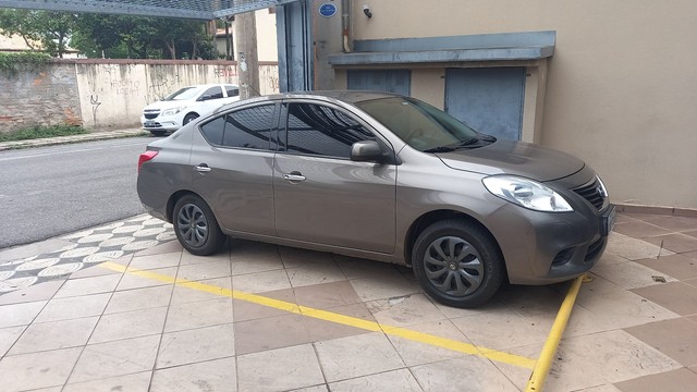 VERSA SV 1.6 FLEX 2014 COMPLETO  IMPECÁVEL