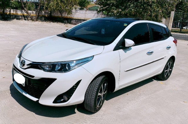 CARRO YARIS 1.5 XLS HB 16V EM PERFEITO ESTADO.