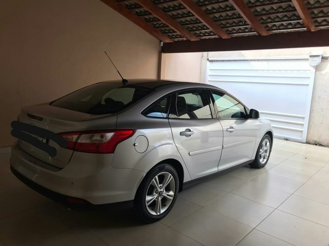 FOCUS 13/14 AUTOMÁTICO MODELO NOVO MUITO NOVO