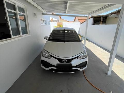 TOYOTA ETIOS