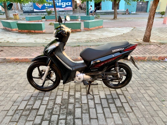 HONDA BIZ TOP DE LINHA IMPECÁVEL PNEUS NOVOS
