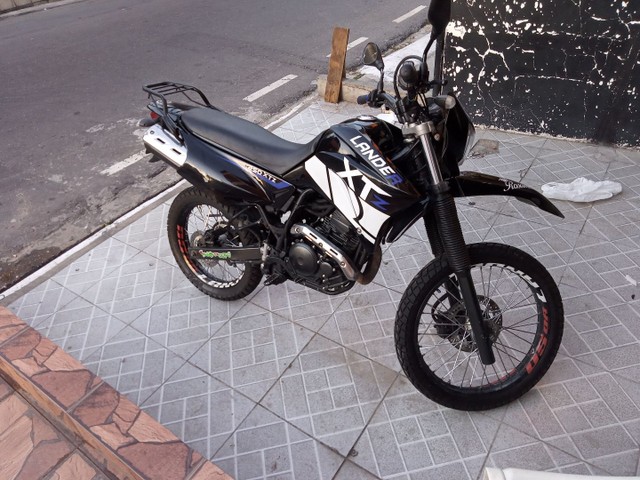 VENDO UMA LANDER PERSONALIZADA E TODA REVISADA