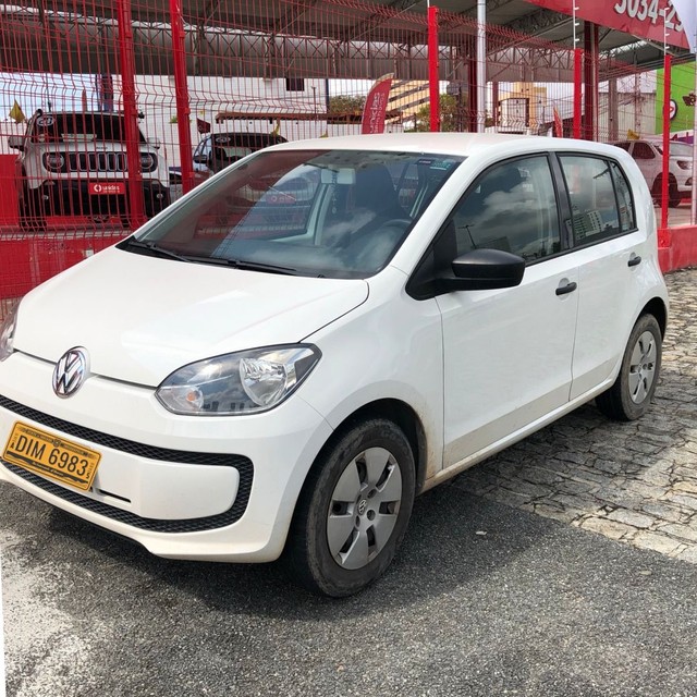 VW UP BRANCO