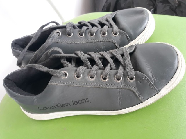 Sapatenis Calvin Klein Original. Tam.35 - Roupas e calçados - Cascadura,  Rio de Janeiro 1015541424 | OLX