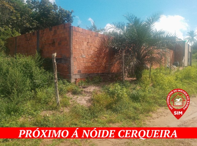 Vendo Terreno murado medindo 350m² Próximo á Avenida Nóide Cerqueira