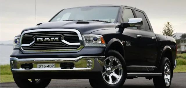 RAM 1500 5.7 CLASSIC CD V8 4X4 AUT