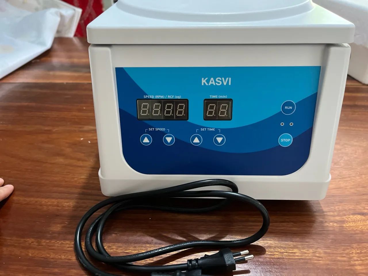 Centrífuga de Laboratório KASVI -  Estado de novo
