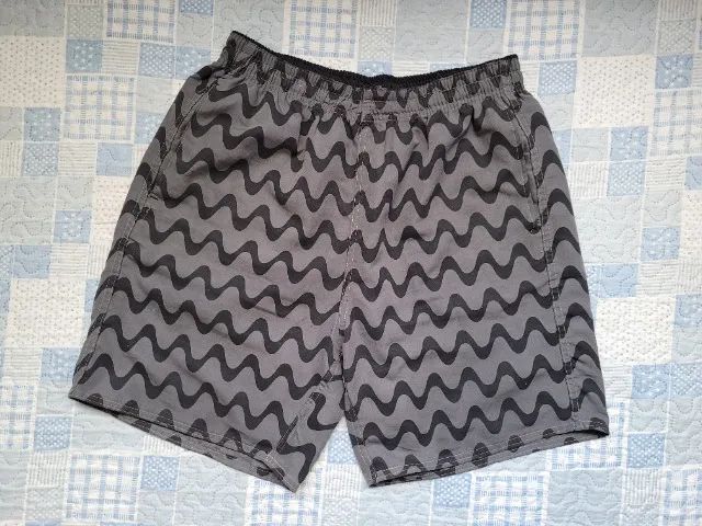 Short estampado "tipo Praia"  Tam G (R$ 19,00 cada ) - Foto 4