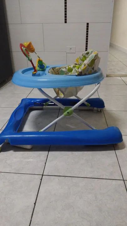 Andador Infantil Voyage Usado - Foto 3