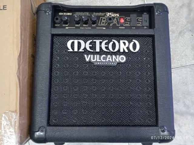 Amplificador  Vulcano Meteoro Junior 35Bs na caixa venda ou troca    - Foto 2