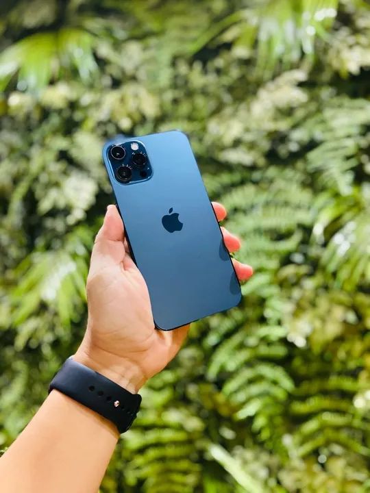 iPhone 12 Pro maxx sem detalhes e garantia / loja aberta 