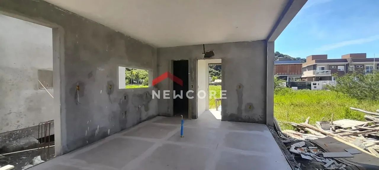 Casa em Rodovia Doutor Antônio Luiz Moura Gonzaga - Rio Tavares - Florianópolis/SC - Foto 4