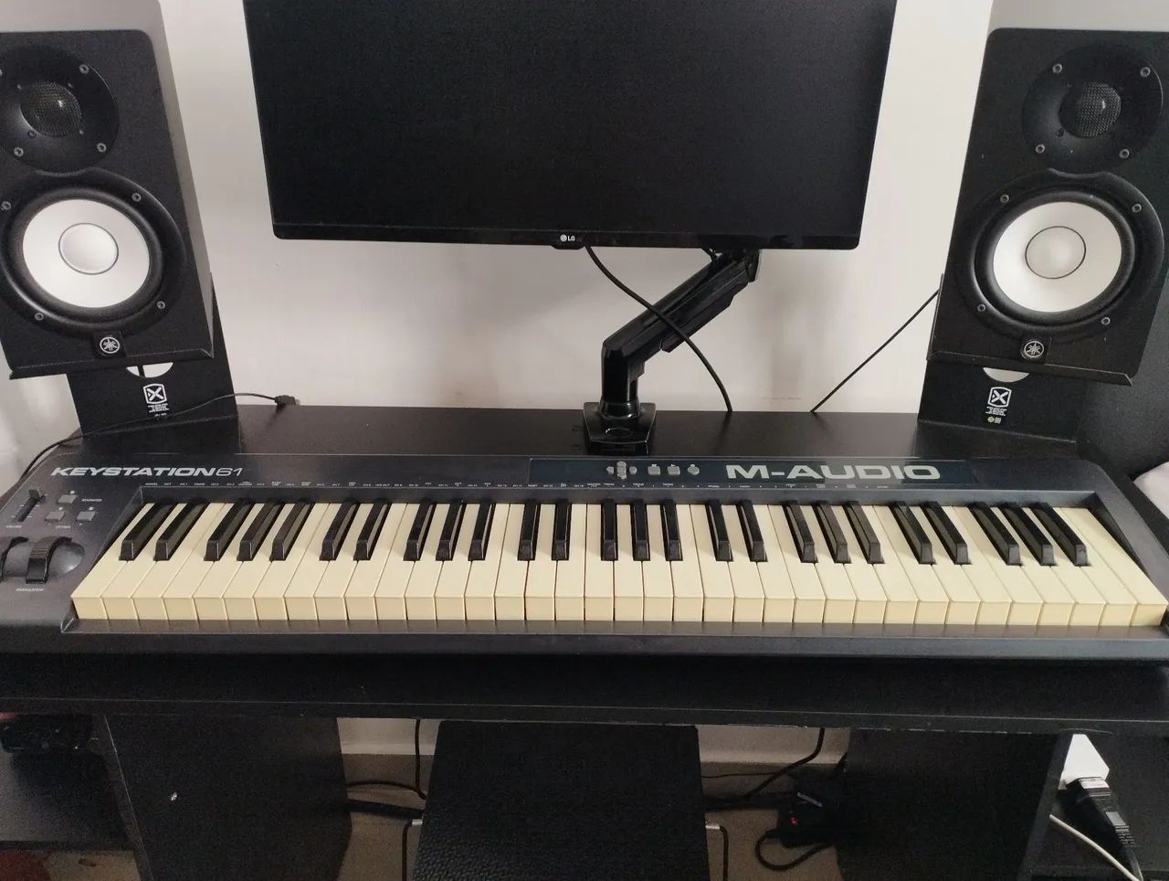 TECLADO CONTROLADOR MIDI M-AUDIO KEYSTATION 61