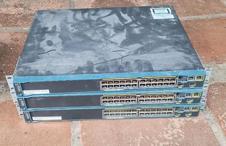 Switch Cisco 2960sf 24Portas fast POE