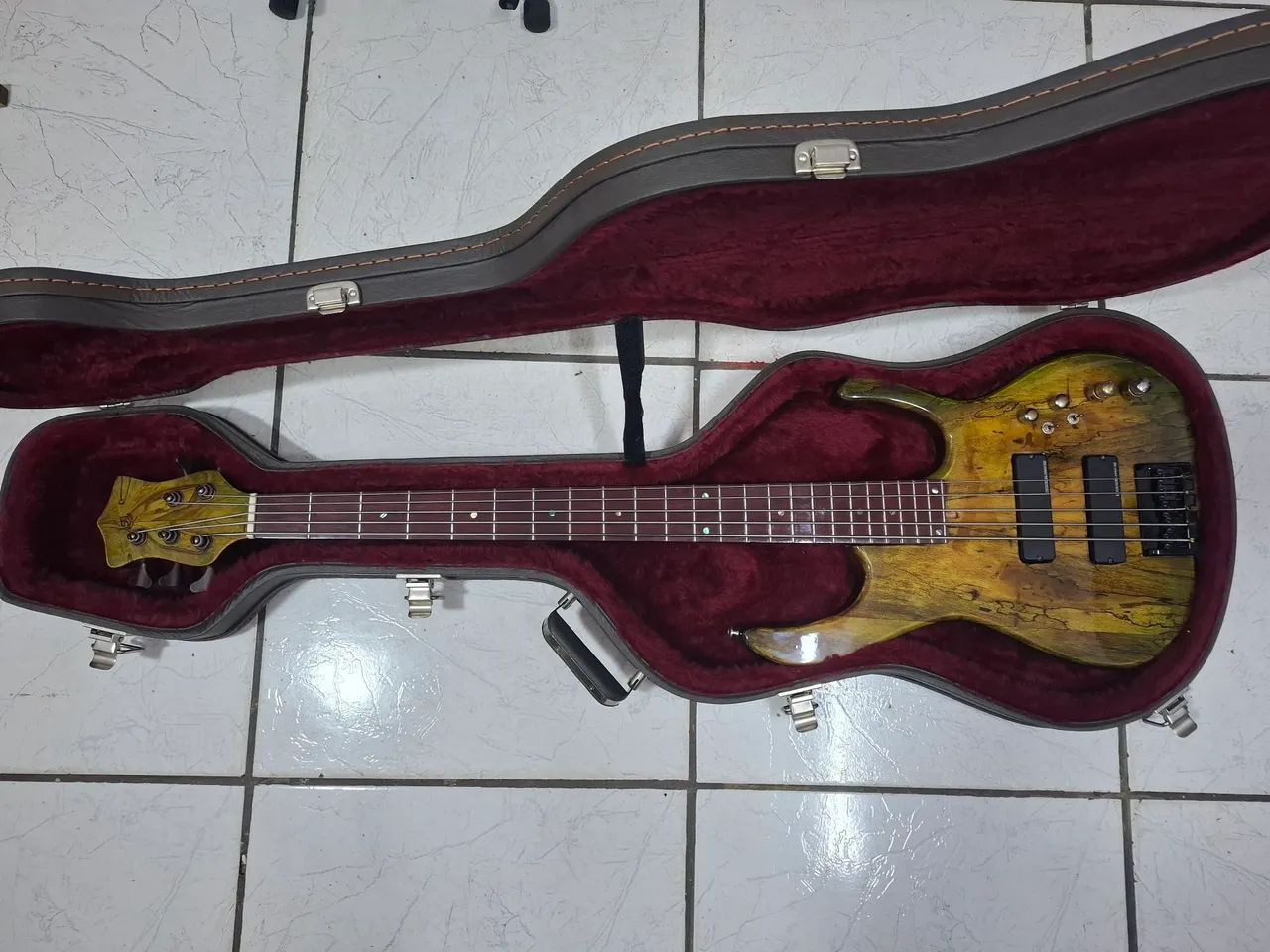 Contra baixo Luthier - Foto 5
