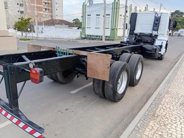 CAMINHÃO VW 24250 3 EIXO - Foto 13