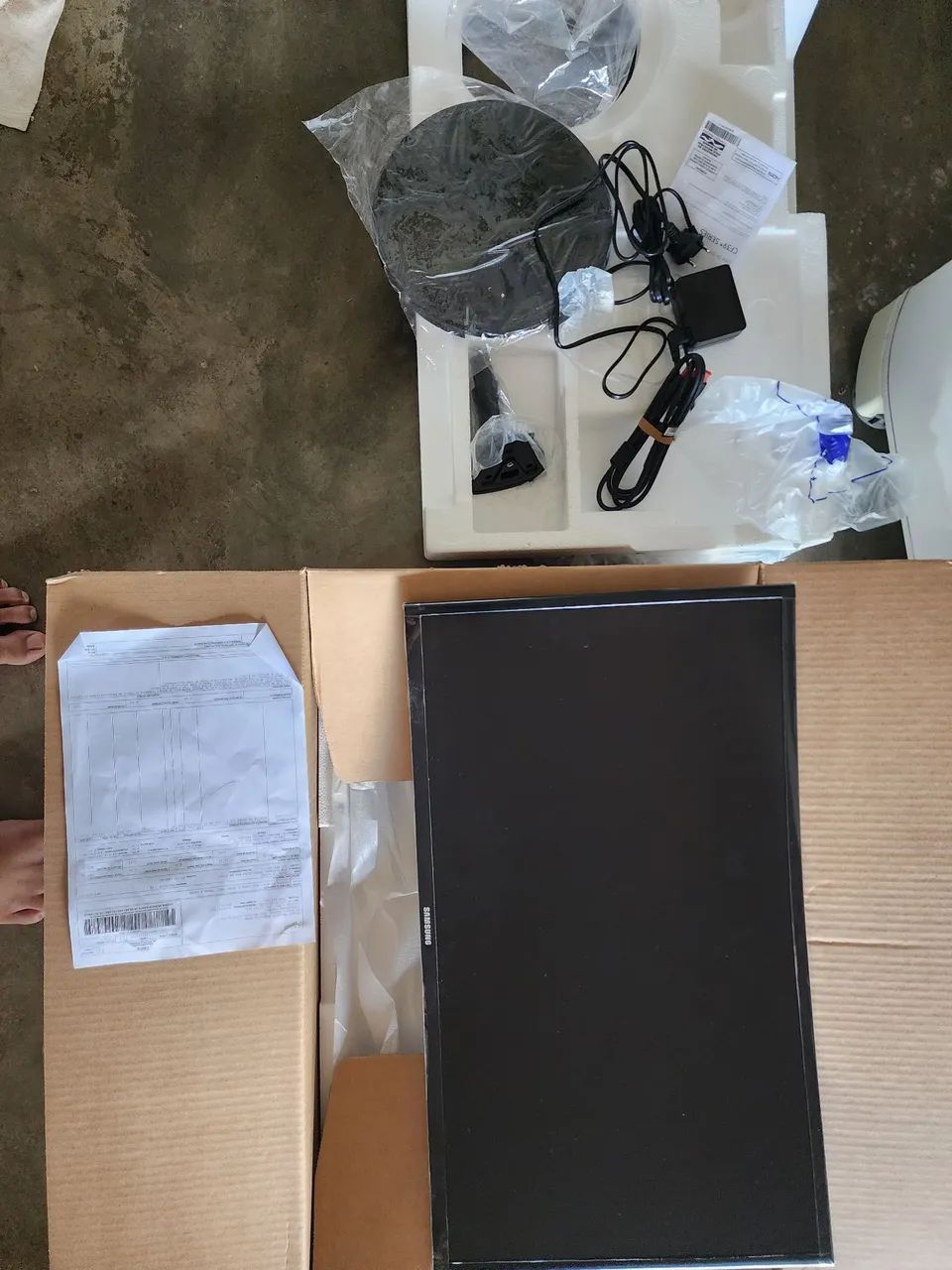 Monitor Samsung curvo CF390 27 polegadas