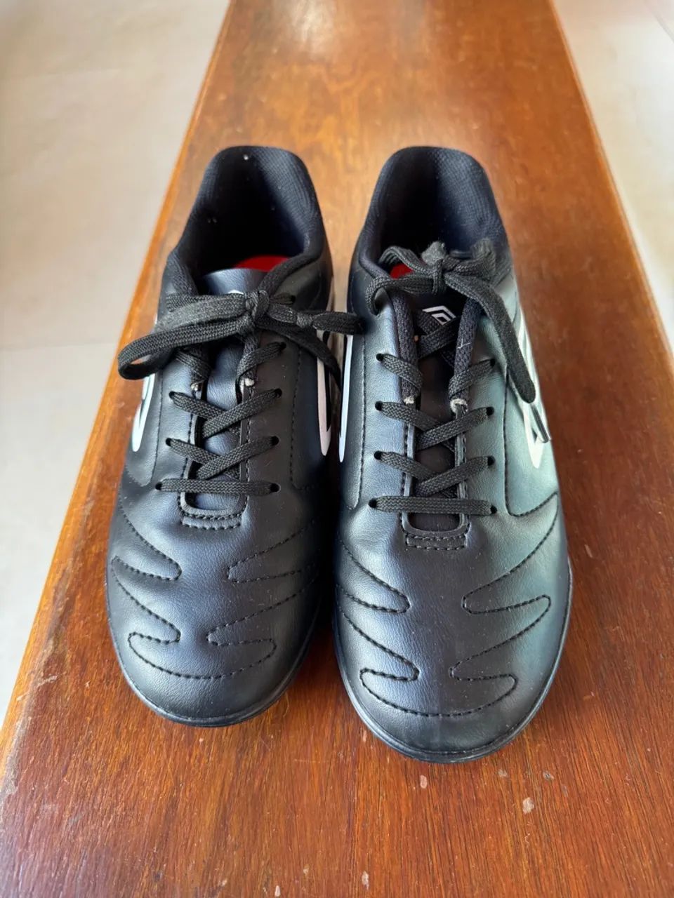 Chuteira society Umbro TAM. 36 