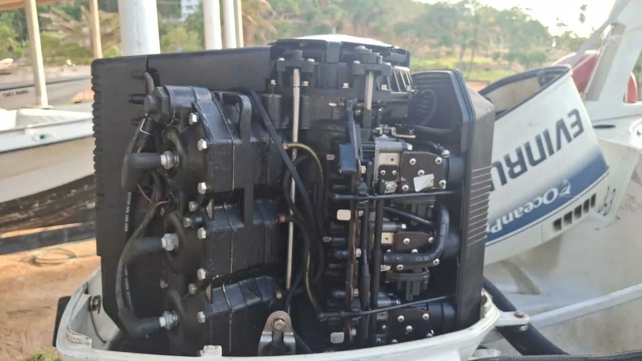 Motor de popa evinrude 175hp - Foto 4