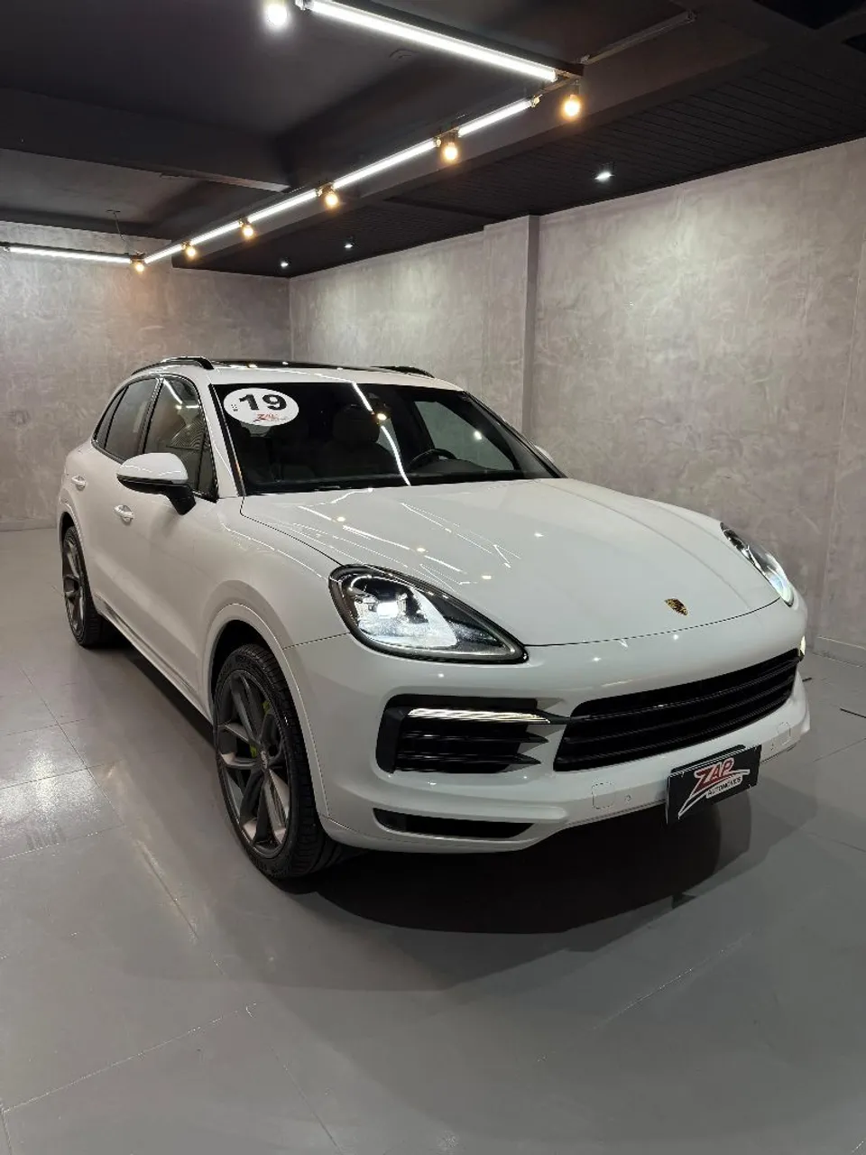 PORSCHE CAYENNE 2019