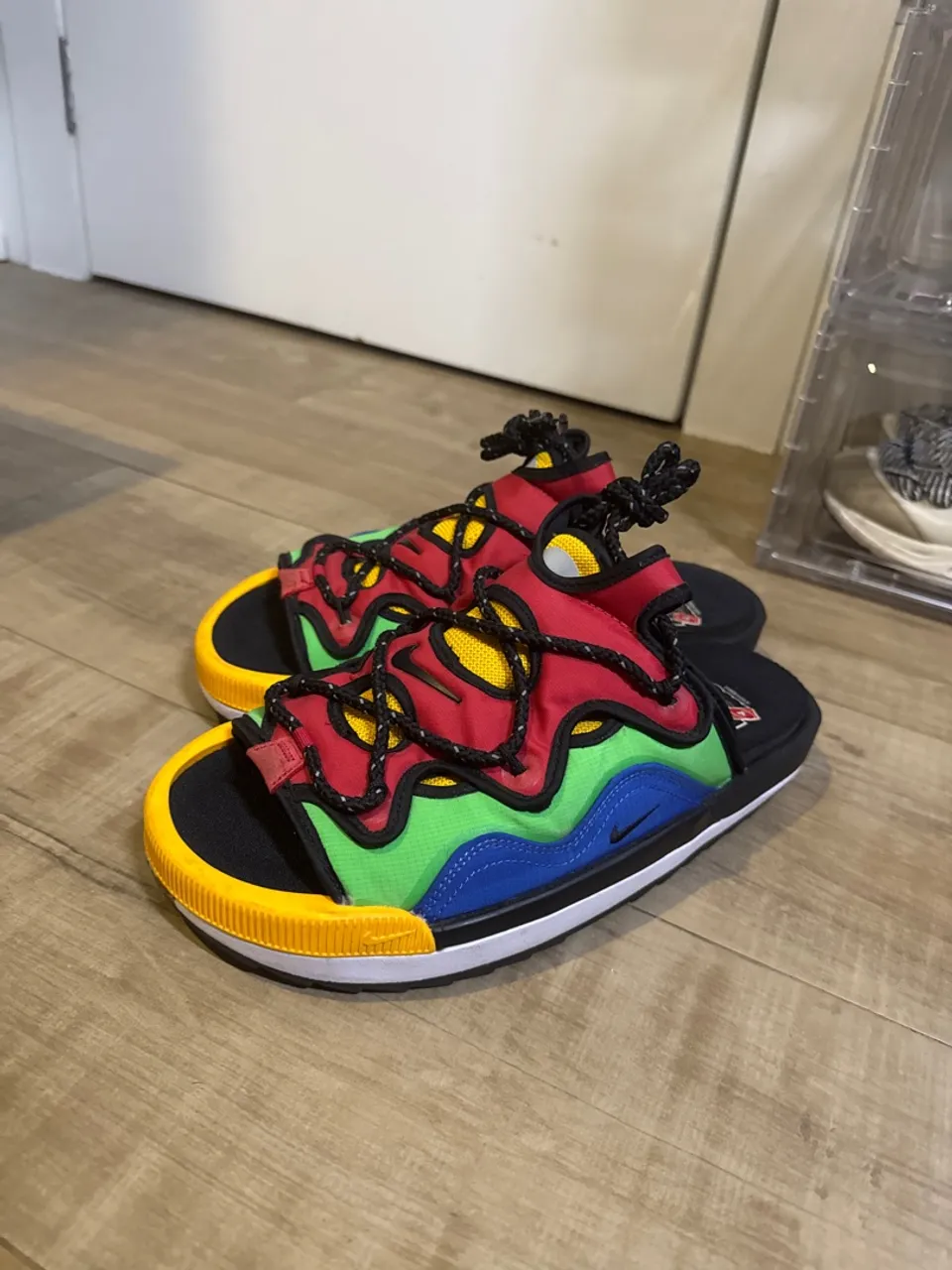 Sandálias Nike Offline uno 2.0 -Conforto!