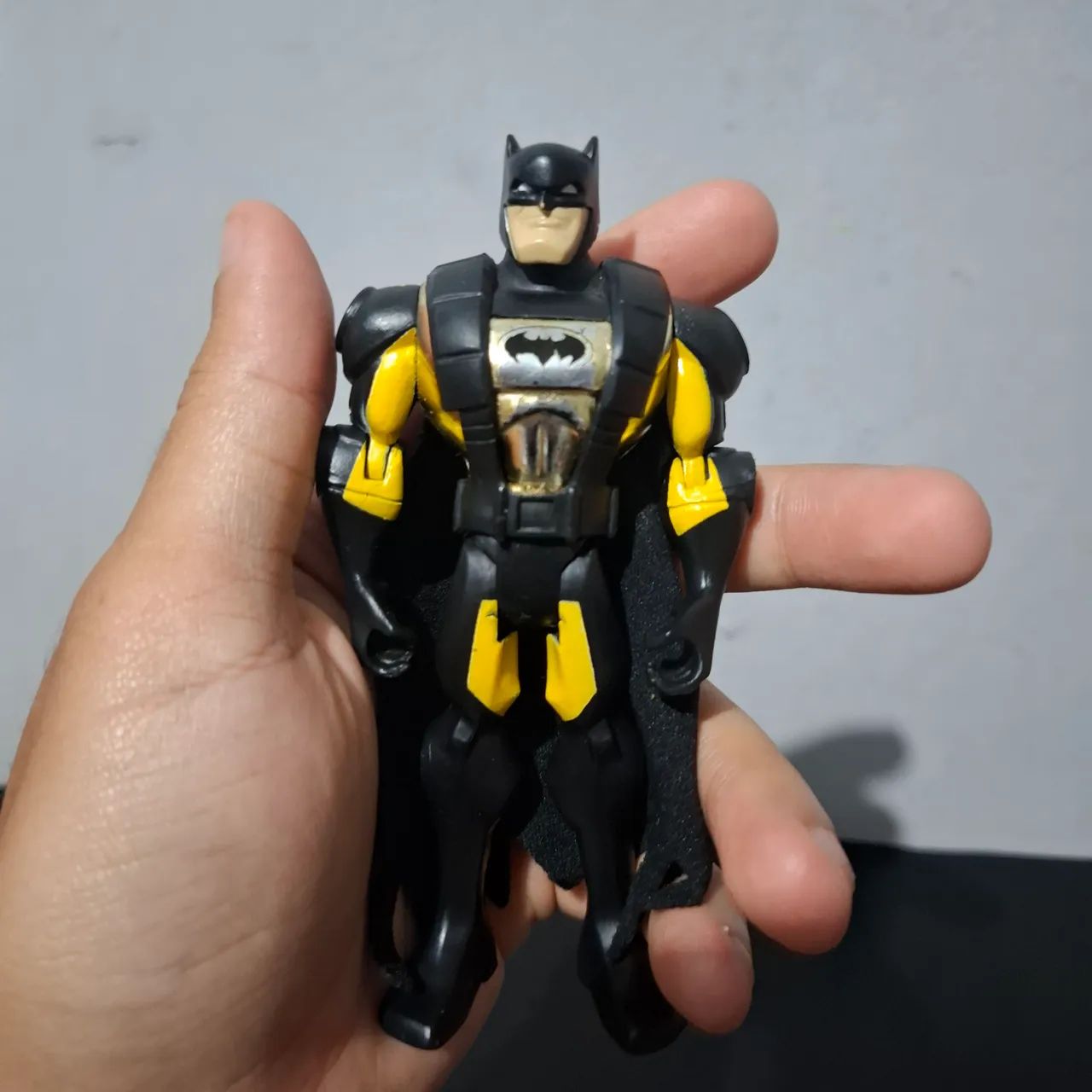 Boneco Batman Brave & the Bold Electro Shield 2009 - Foto 3