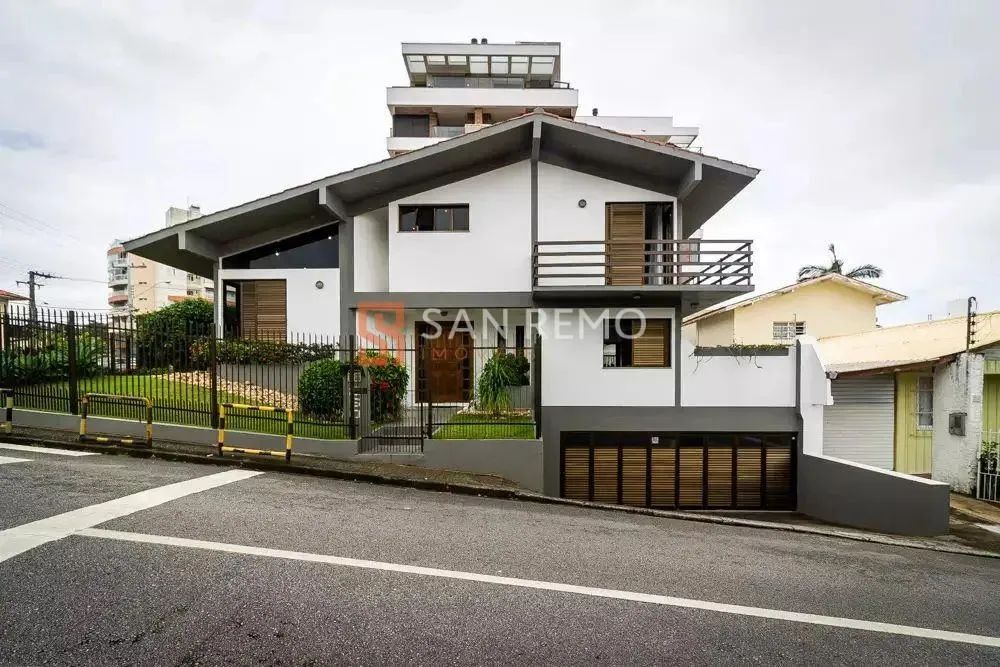 Itaguaçu | Casa 4 quartos, sendo 1 suite