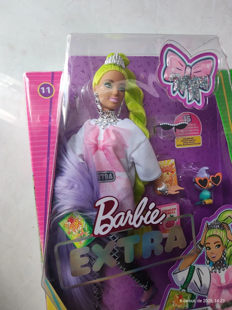 Barbie Extra - lacrada