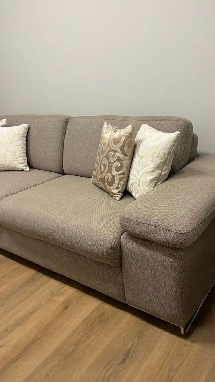 Sofá Luxo64573825231363123