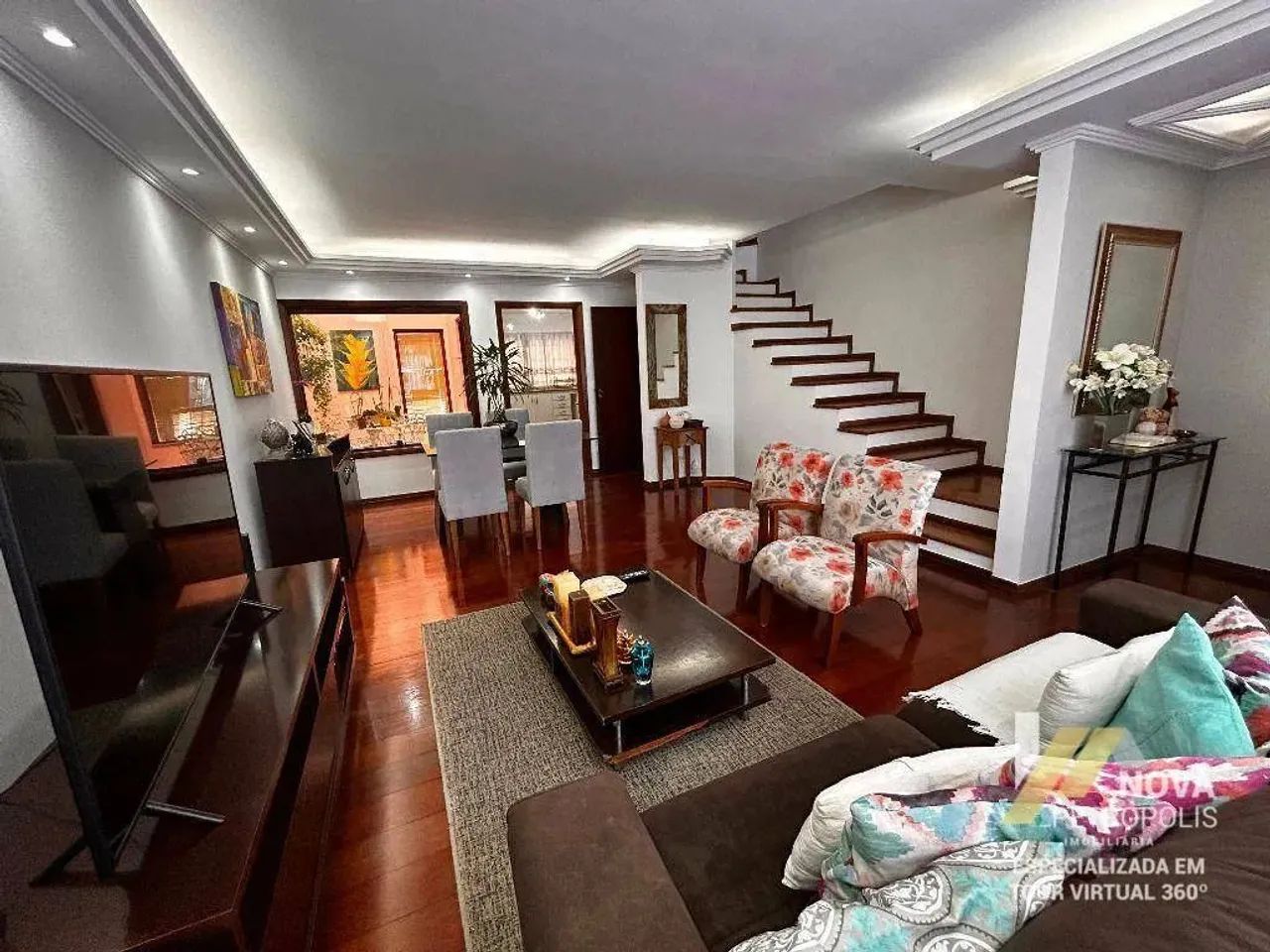 Sobrado com 4 dormitórios à venda, 278 m² por R$ 1.190.000,00 - Nova Petrópolis - São Bern