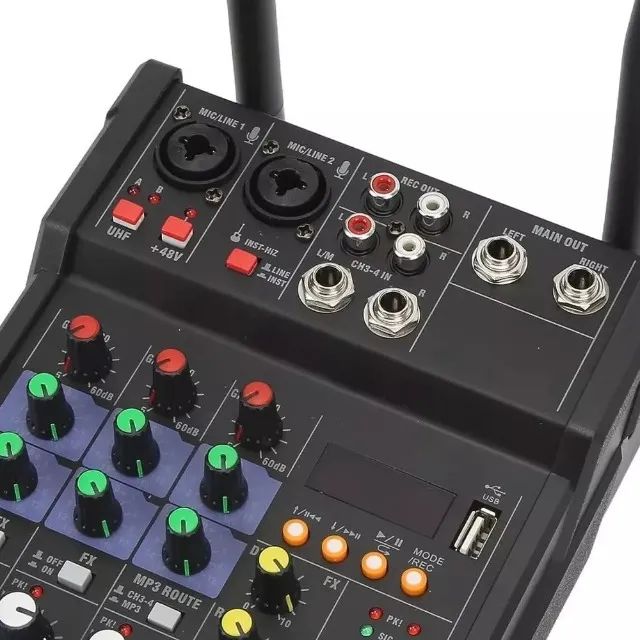 Kit Home Studio Profissional Mesa 4 Canais + 2 Microfones - Foto 3