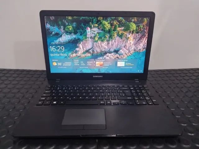 Samsung Notebook: Intel Core i5, 8GB, 256GB SSD and NVIDIA graphics card (card accepted)64317759008385121