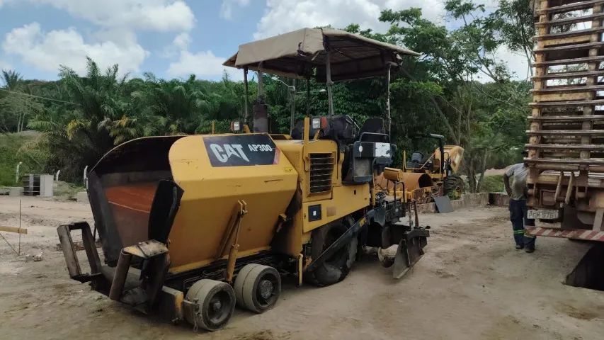 Vende-se ROLO COMPACDOR TANDER CARTERPILLAR 2012 R$ 399.000,00 - Foto 5