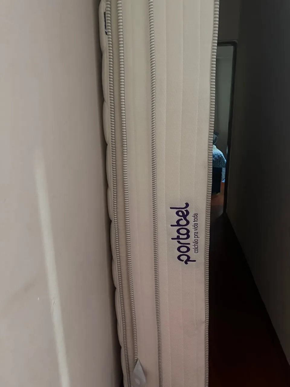 Vendo colchão seminovo