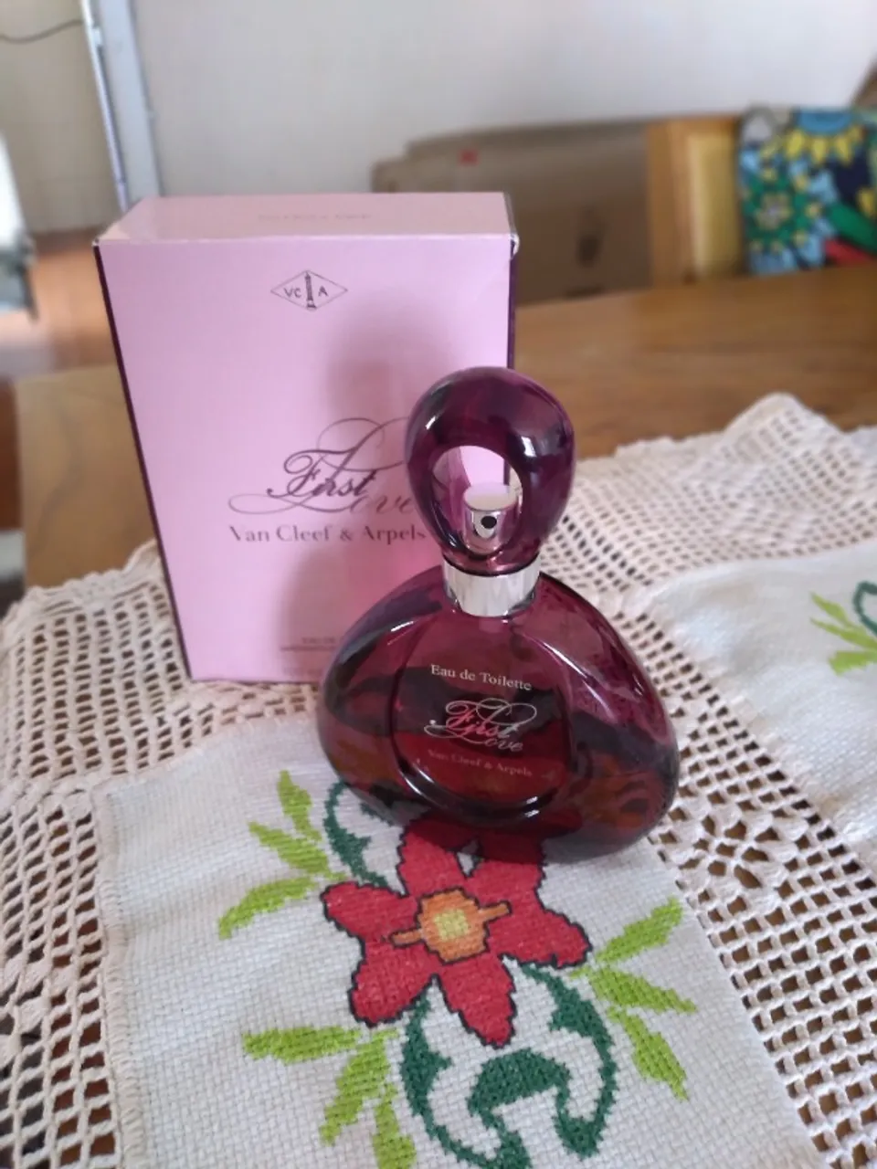 VAN CLEF& ARPELS FIRS LOVE 100 ML, RARÍSSIMO, NÃO ACEITO OFERTA, COMPRADO NA SEPHORA.