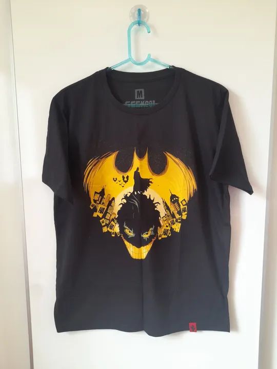 Camiseta Batman e Coringa da GeekCo! Tam. M (Nova)