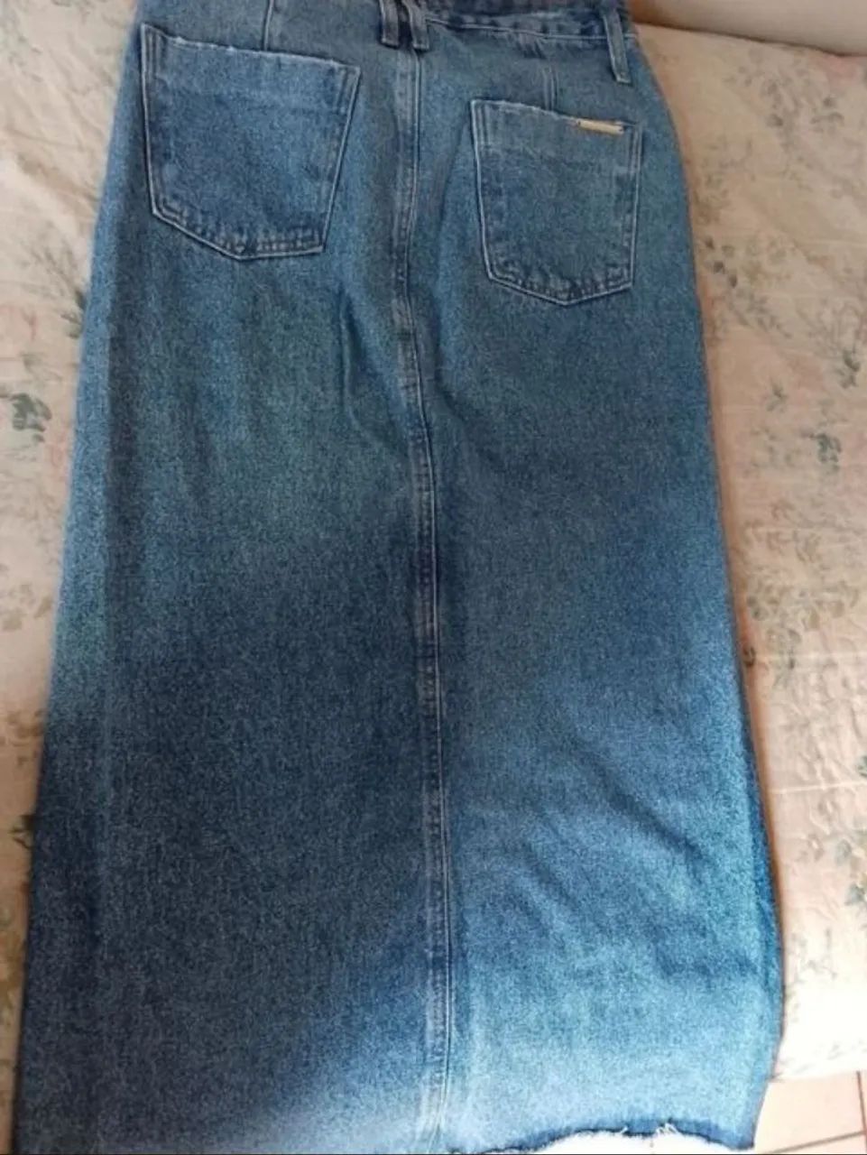 Saia Jeans Midi com Fenda - Foto 4