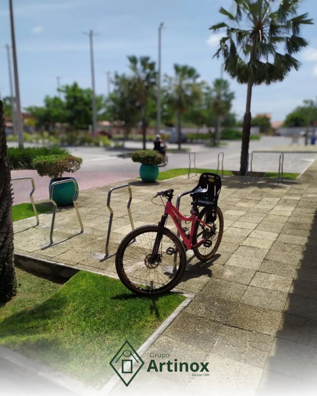 BICICLETÁRIO EM AÇO INOX 304 - Foto 2
