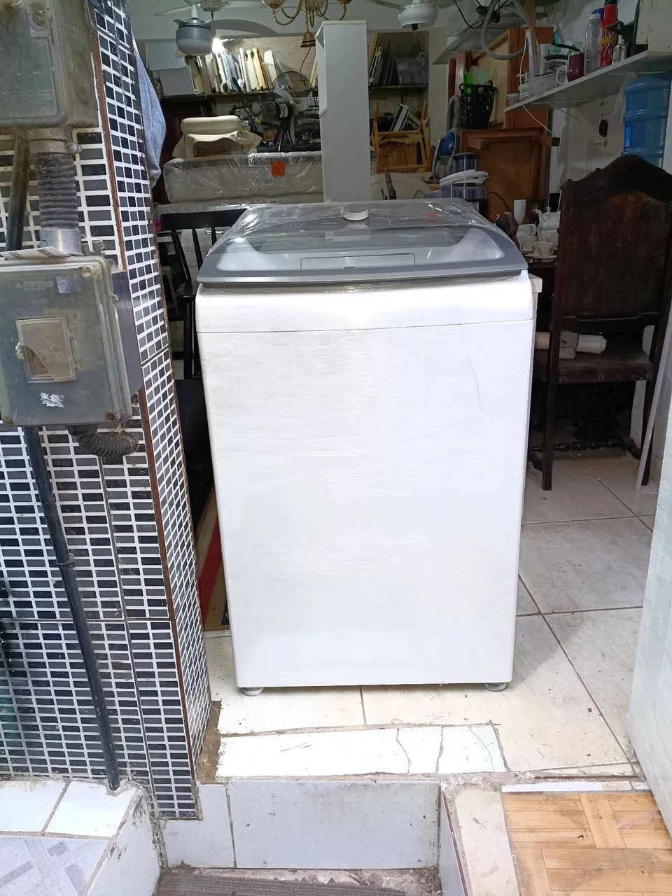 Máquina de lavar roupa Electrolux 10 kg com três meses de garantia  - Foto 2