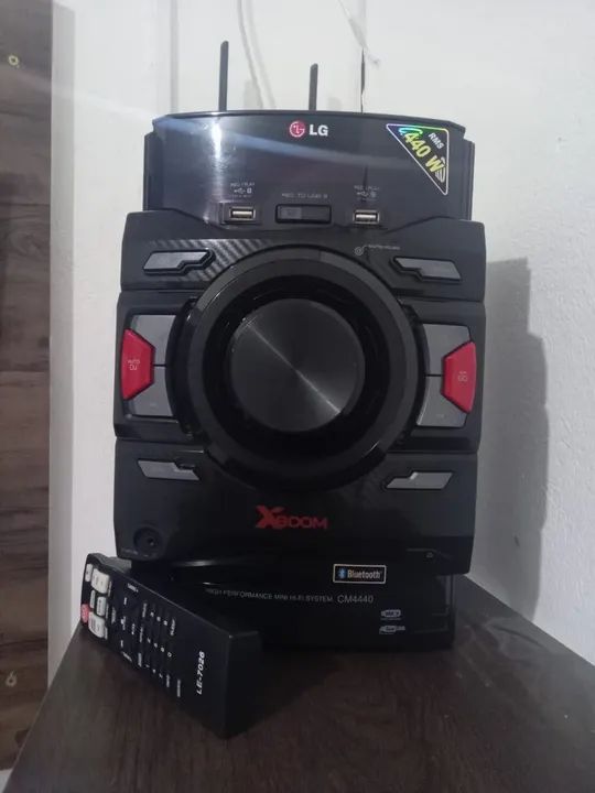 Som LG XBOOM 440W semi novo 