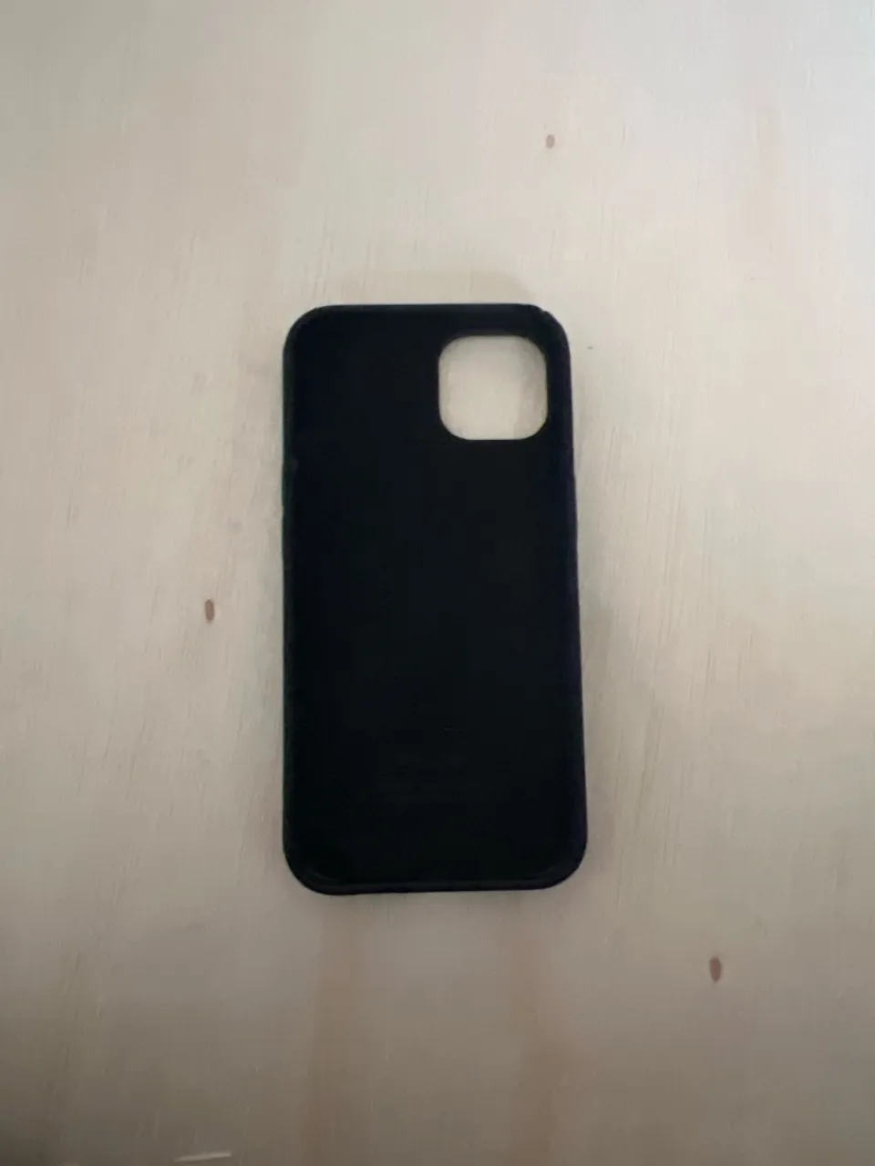Capa de Celular Preta Para IPhone 13 - Proteção e Estilo
