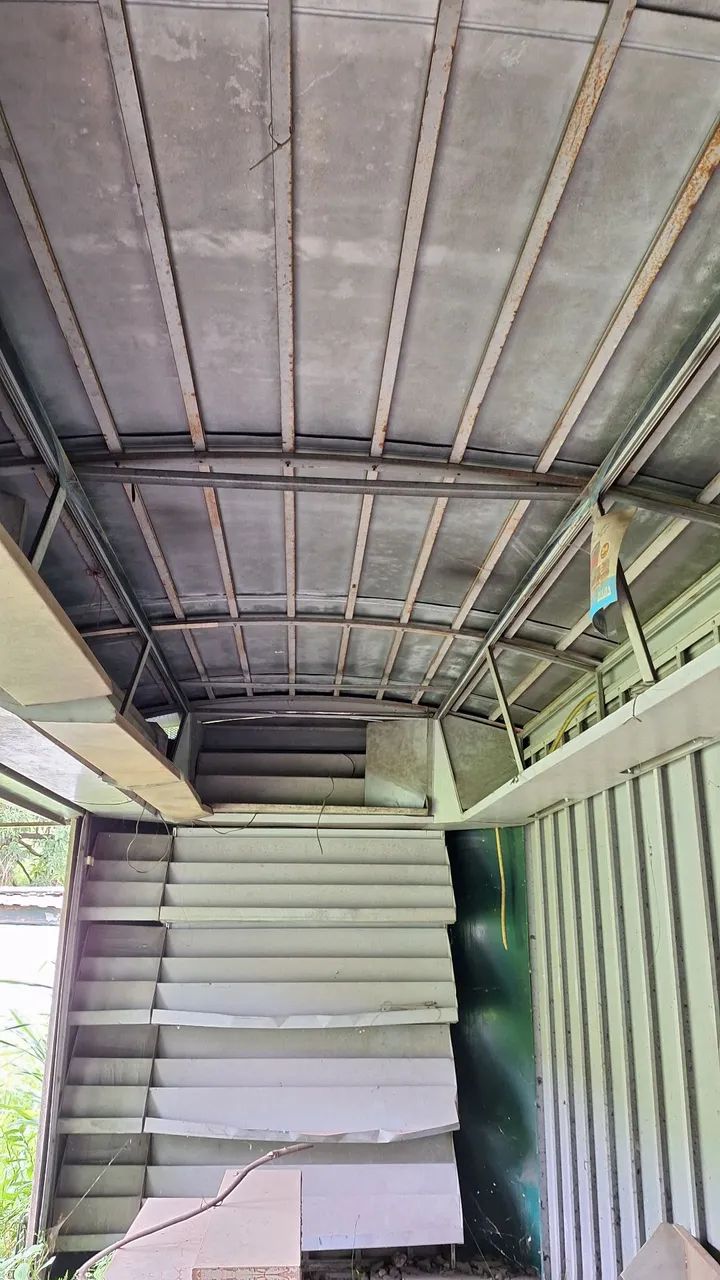 Banca de jornais e revistas grande modelo belo horizonte,  com duas portas de enrolar . - Foto 5